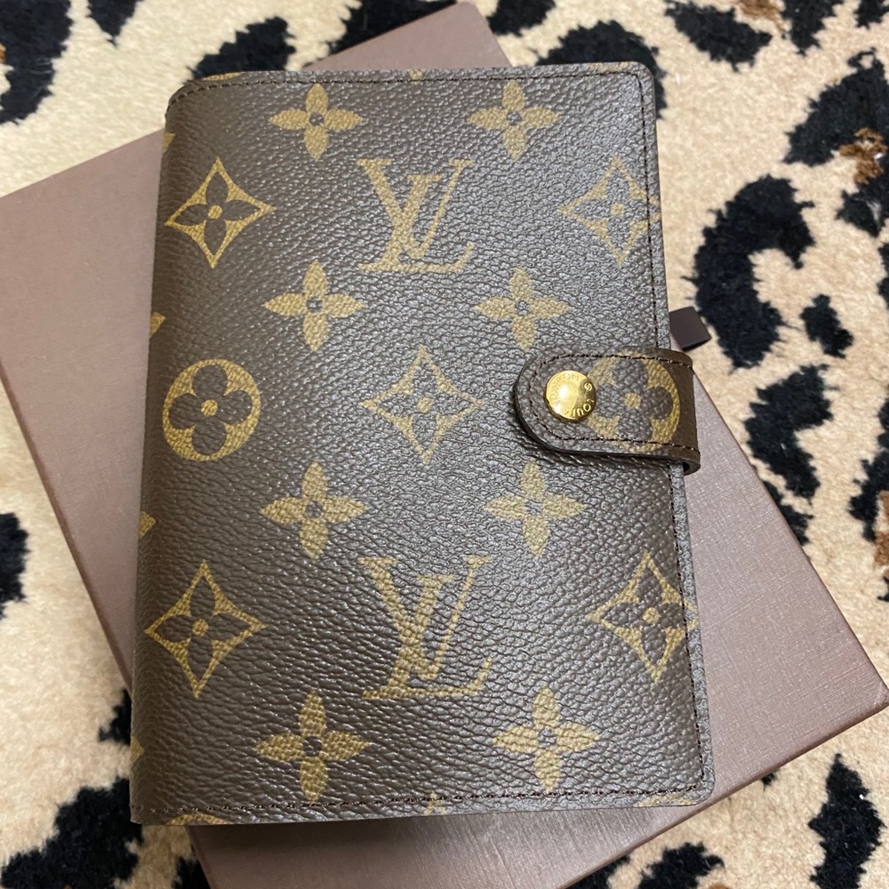 Louis Vuitton Small Ring Agenda Pm